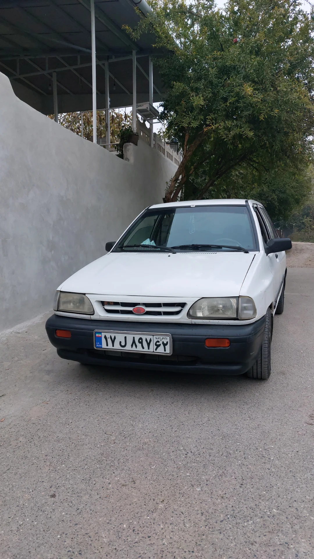 پراید‏، صندوق دار‏