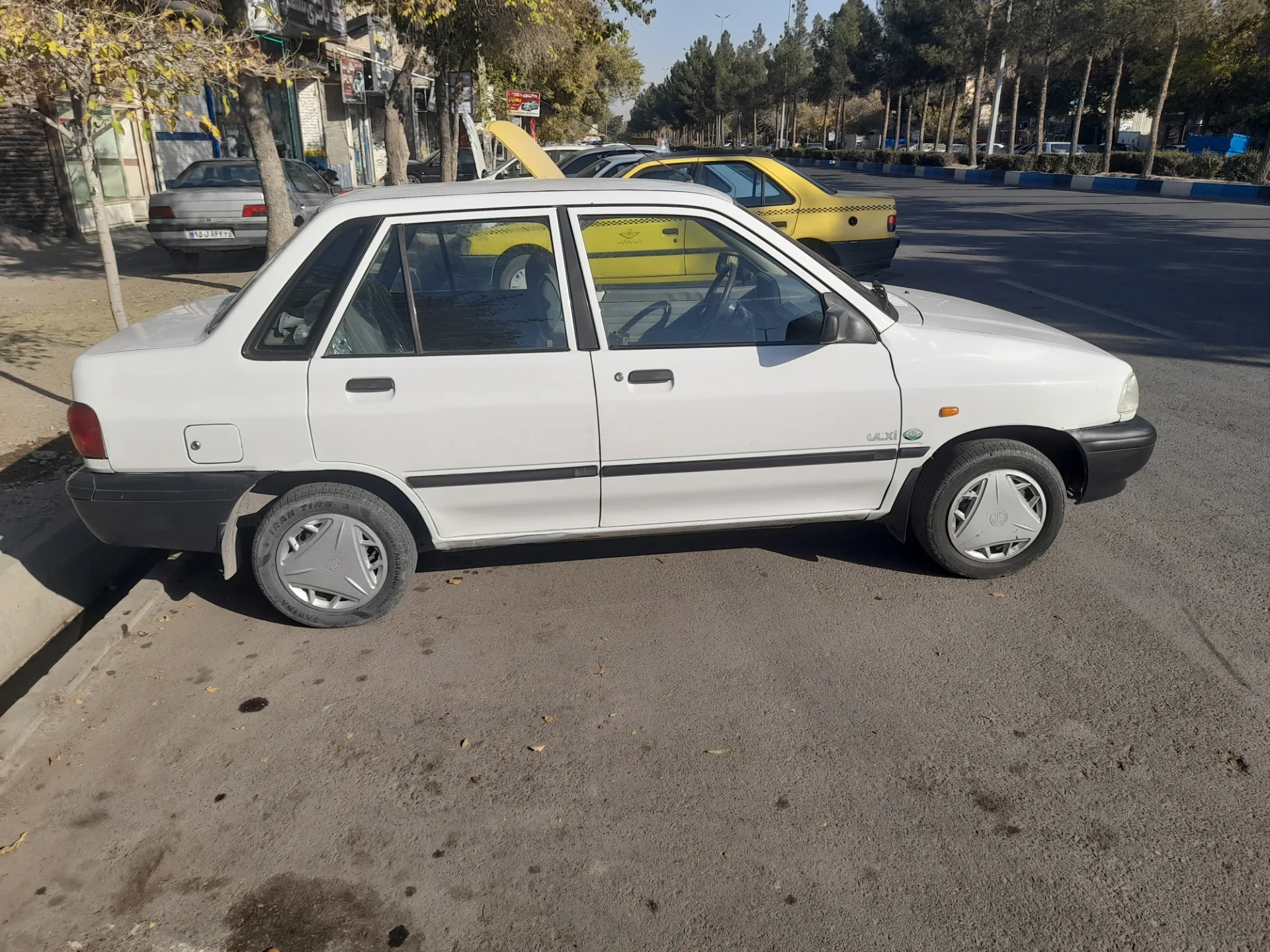 پراید‏، صندوق دار‏