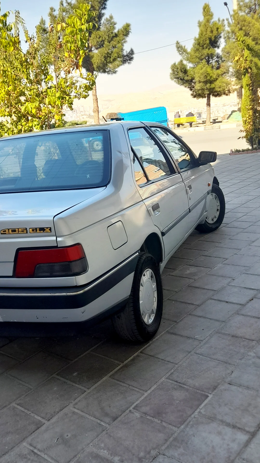 پژو‏، 405‏، GLX دوگانه سوز‏