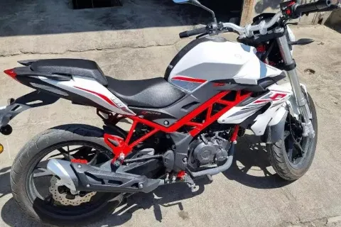 بنلی‏، TNT 150‏