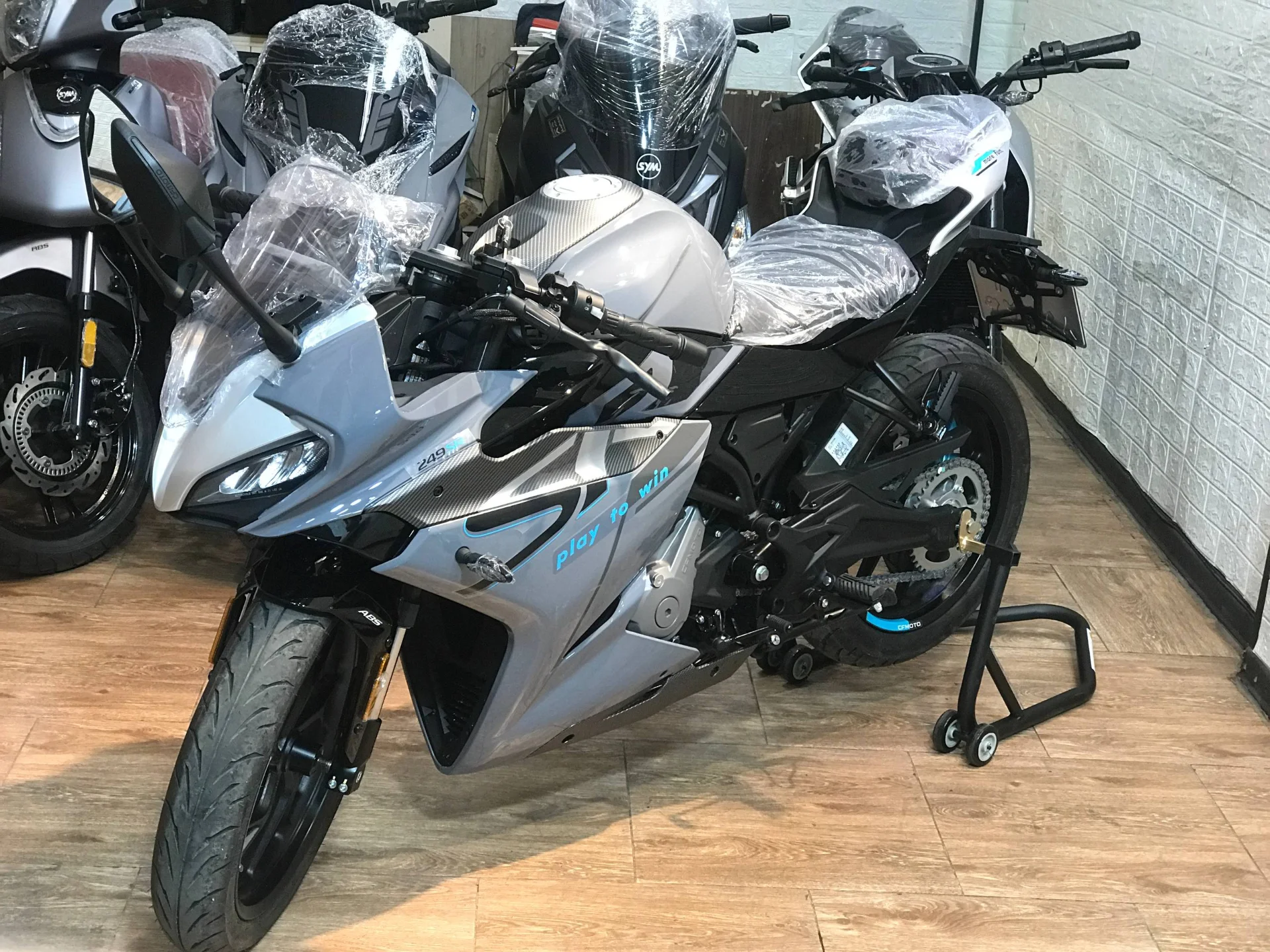 سی اف موتو‏، CF 250 SR‏