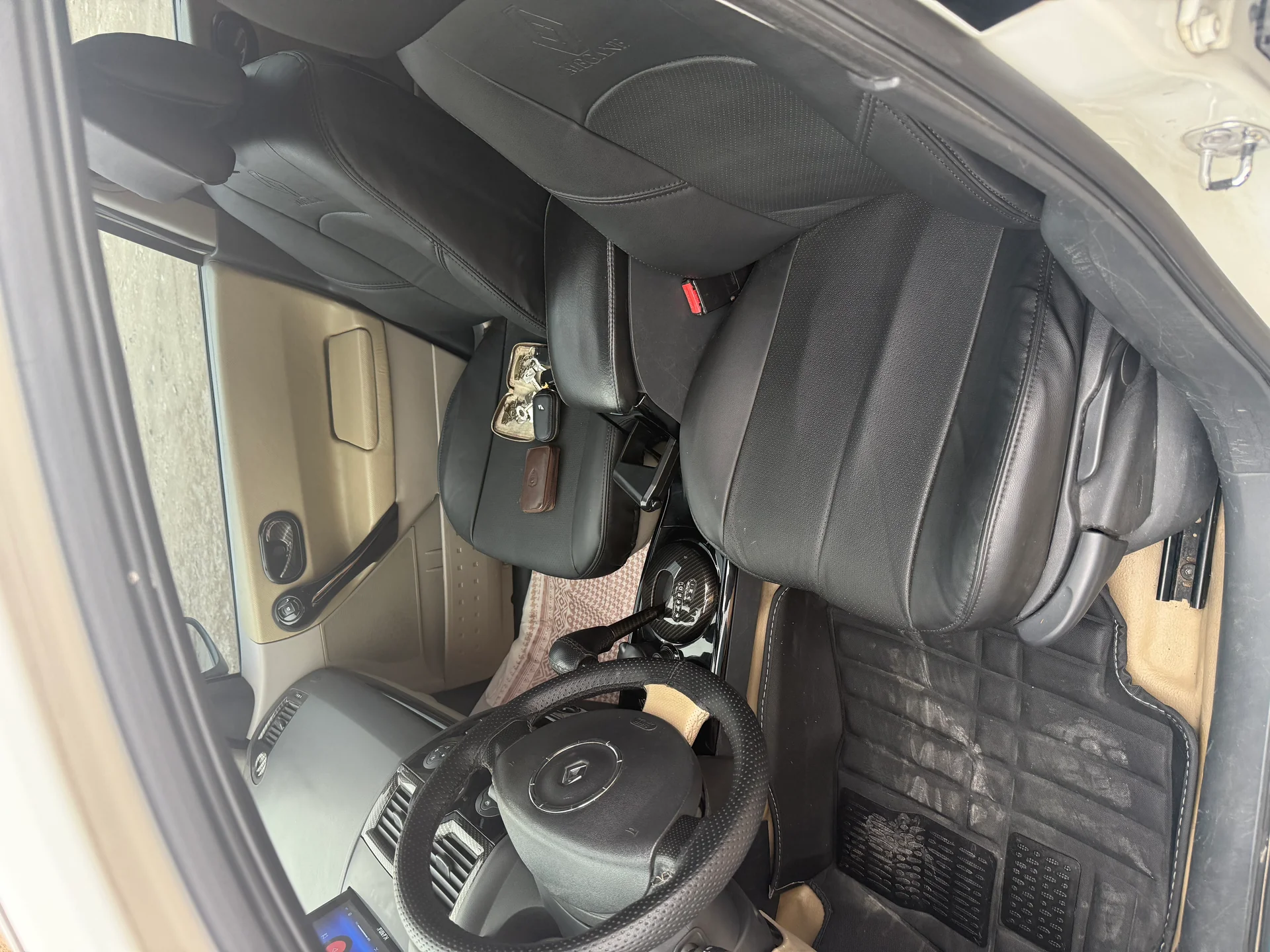 رنو‏، مگان (مونتاژ)‏، 2000‏