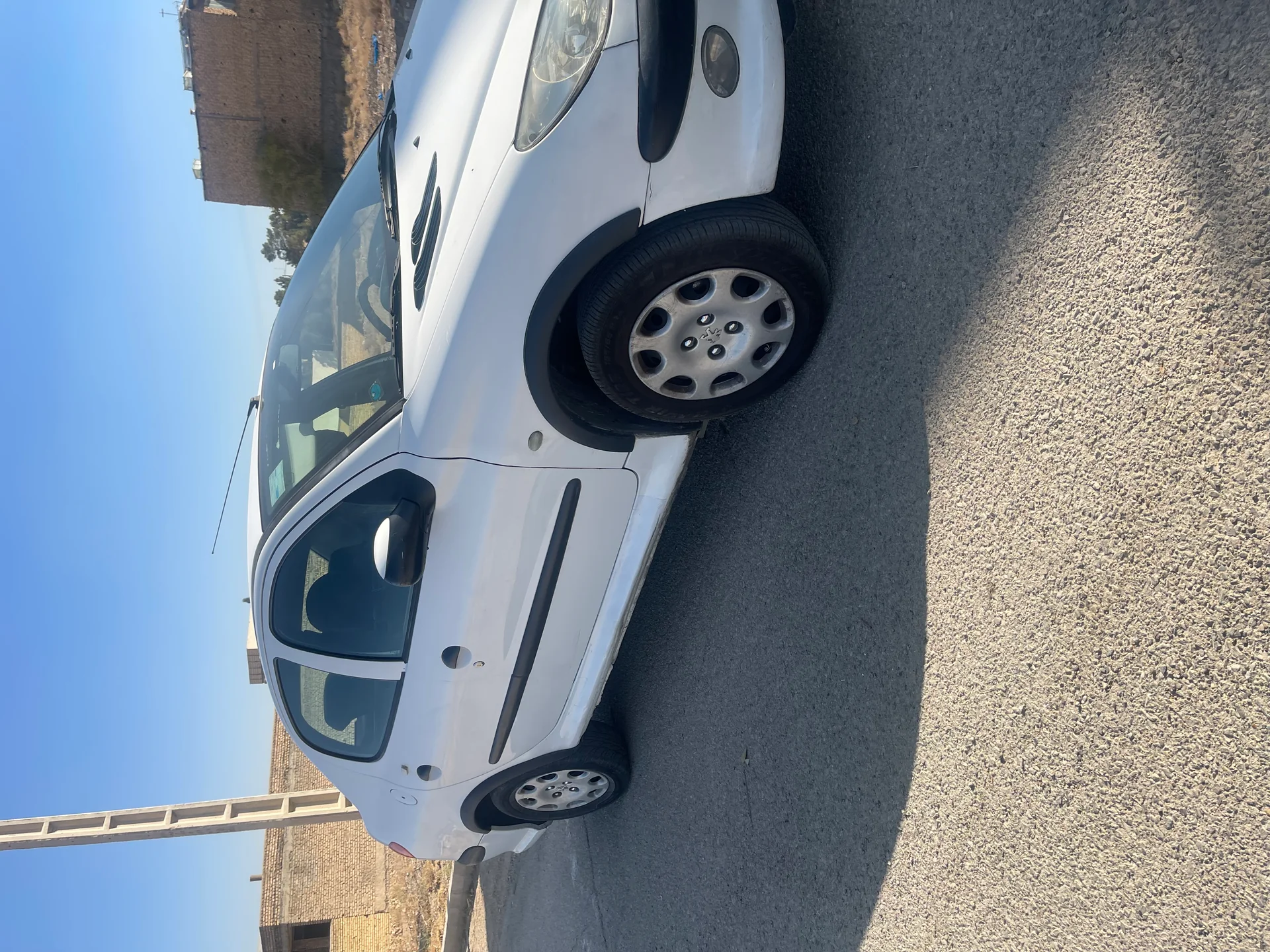 پژو‏، 206 SD‏، V8‏