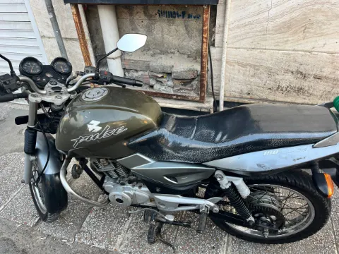 باجاج‏، پالس 180‏