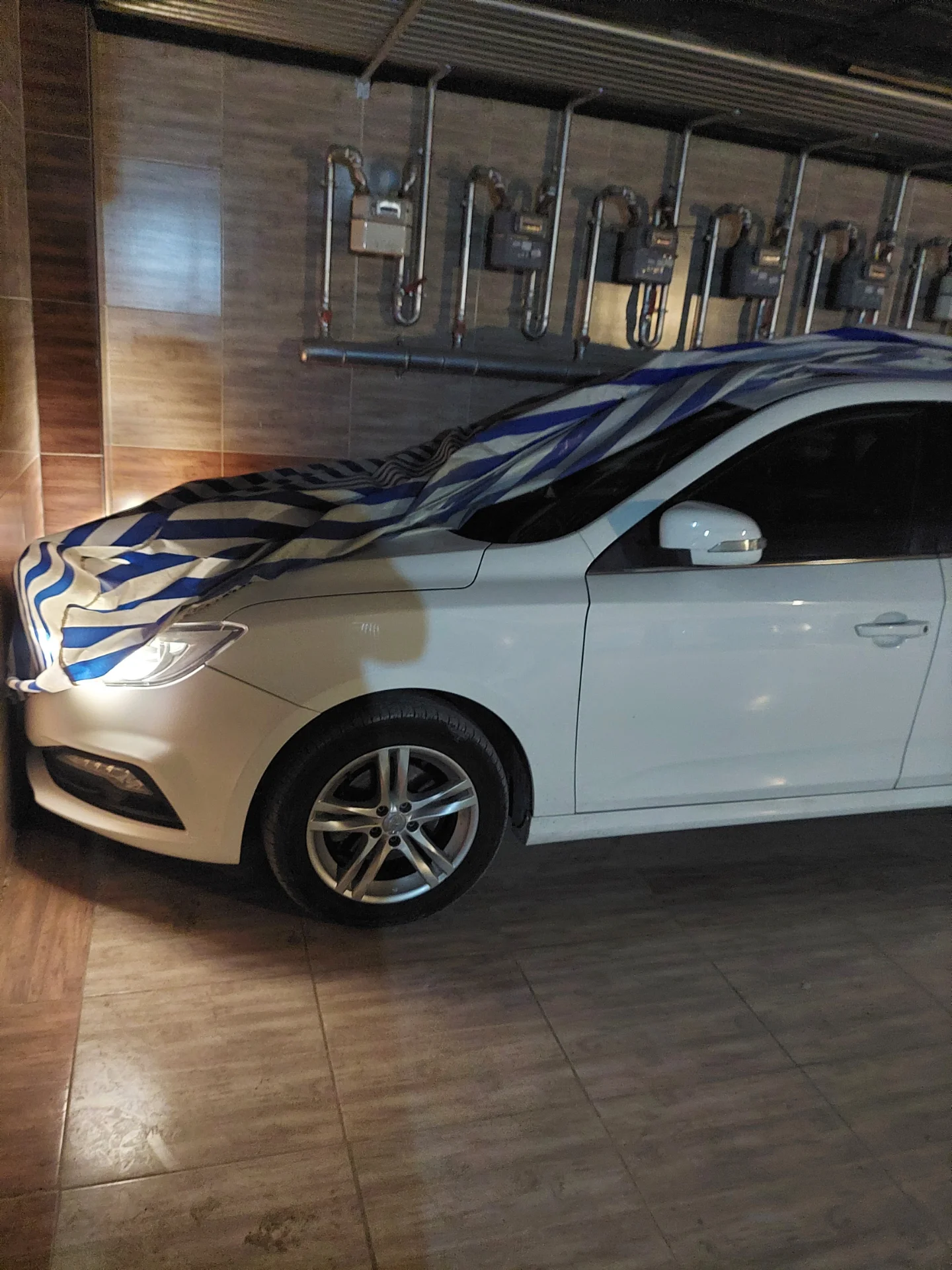 بسترن‏، B30‏، اتوماتیک‏