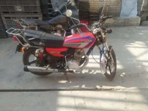 هوندا‏، CD 200‏