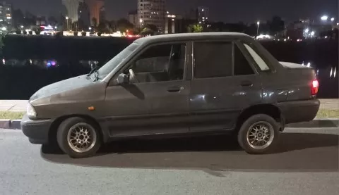 پراید‏، صندوق دار‏