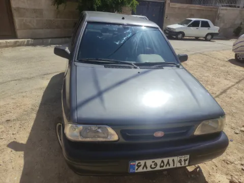 پراید‏، صندوق دار‏