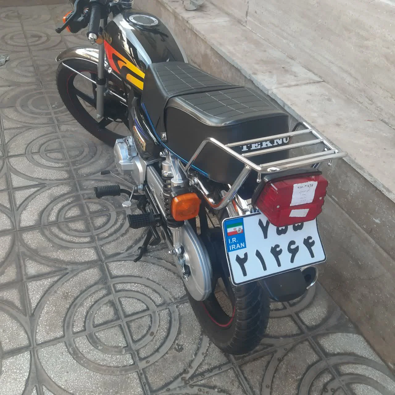 توسن محركه شرق‏، باسل 200‏