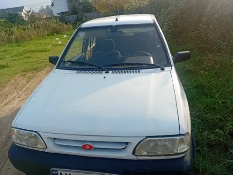 پراید‏، صندوق دار‏