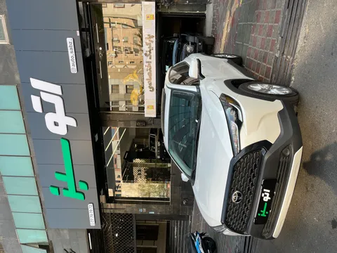 تویوتا‏، کرولا کراس هیبرید‏، 2.0 لیتر‏