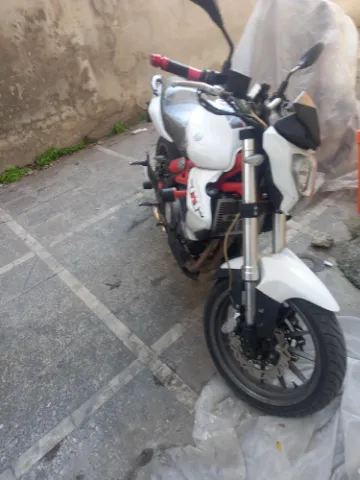 بنلی‏، TNT 300‏