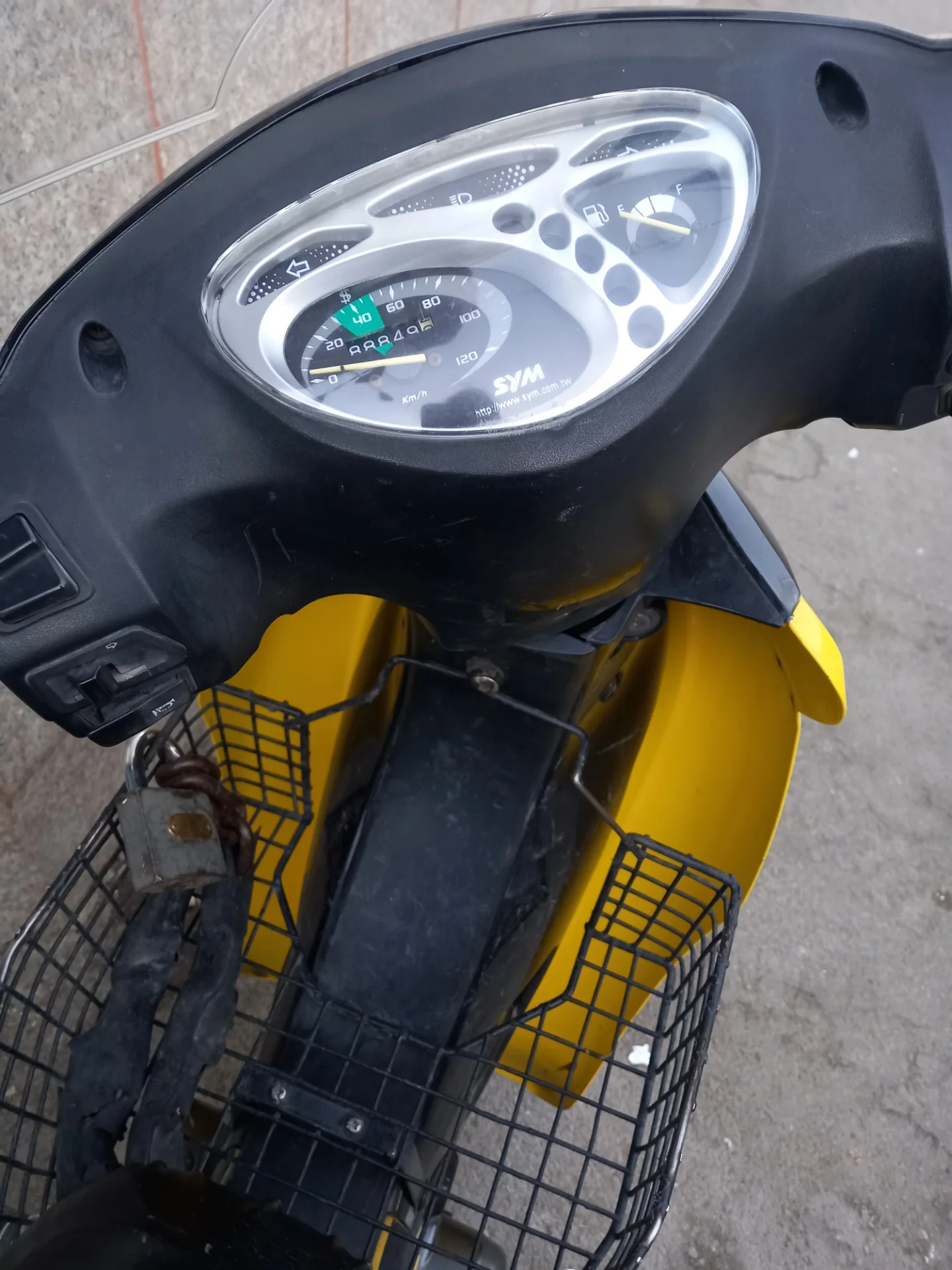 اس وای ام‏، گلکسی X 125‏