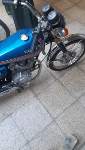 هوندا‏، CD 200‏