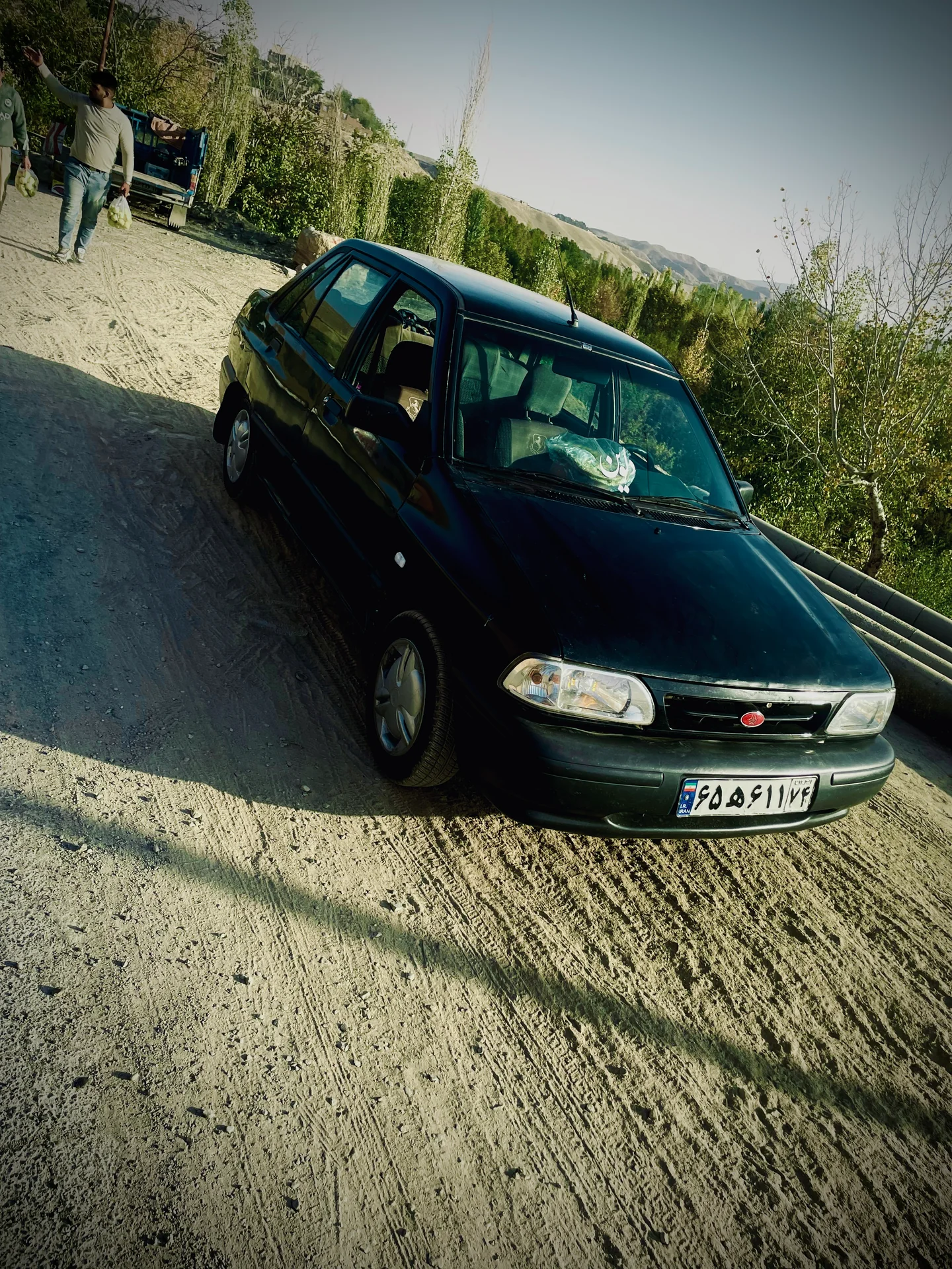 پراید‏، صندوق دار‏