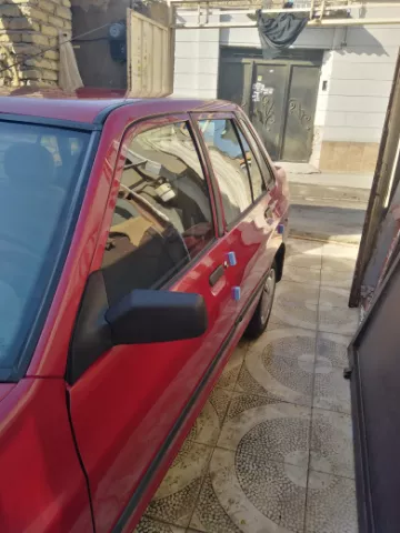 پراید‏، صندوق دار‏