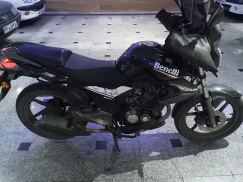 بنلی‏، TNT 150‏