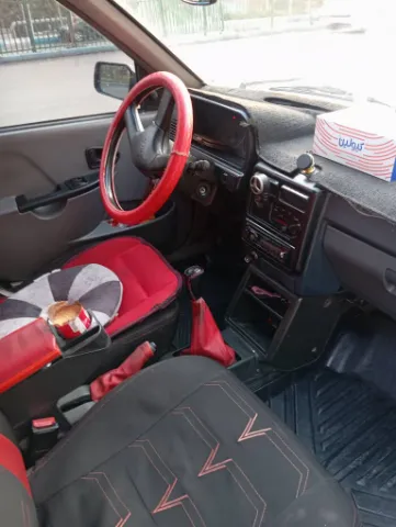 پراید‏، صندوق دار‏