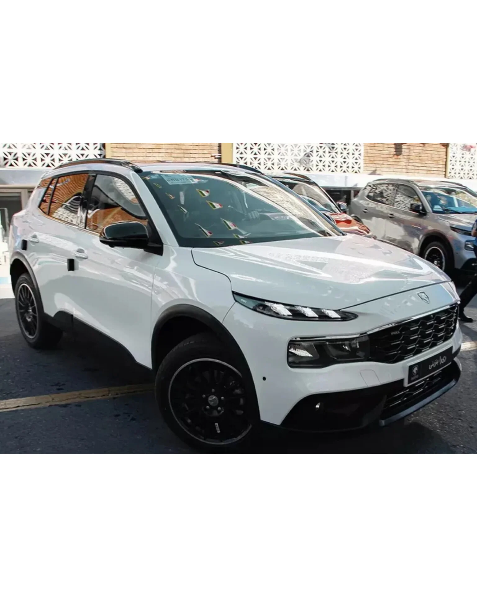 ری را‏، 1.7 لیتر توربو‏، 6 سرعته اتوماتیک‏