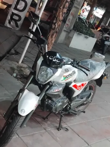 بنلی‏، TNT 150‏