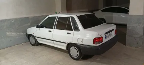 پراید‏، صندوق دار‏