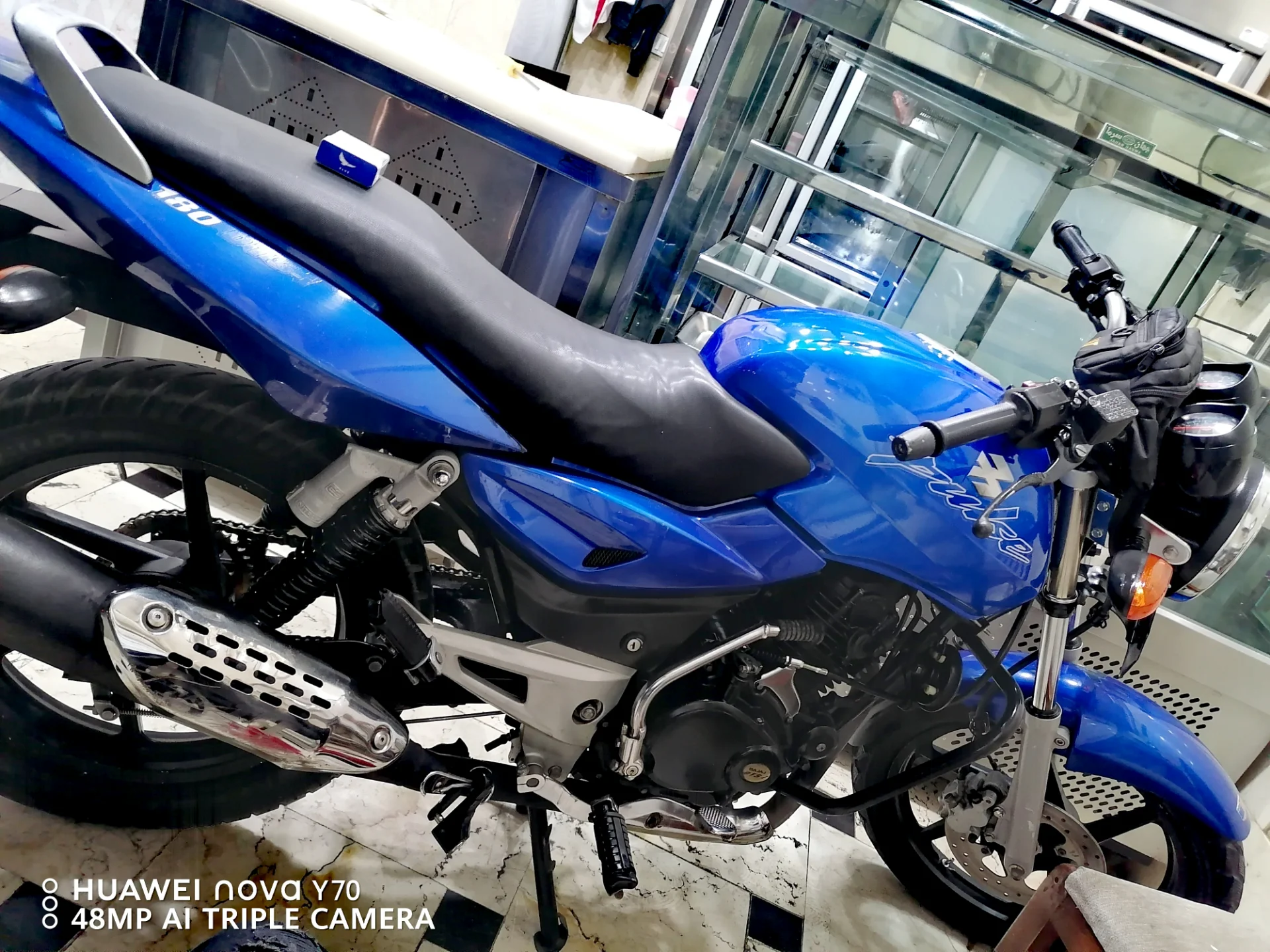 باجاج‏، پالس 180‏