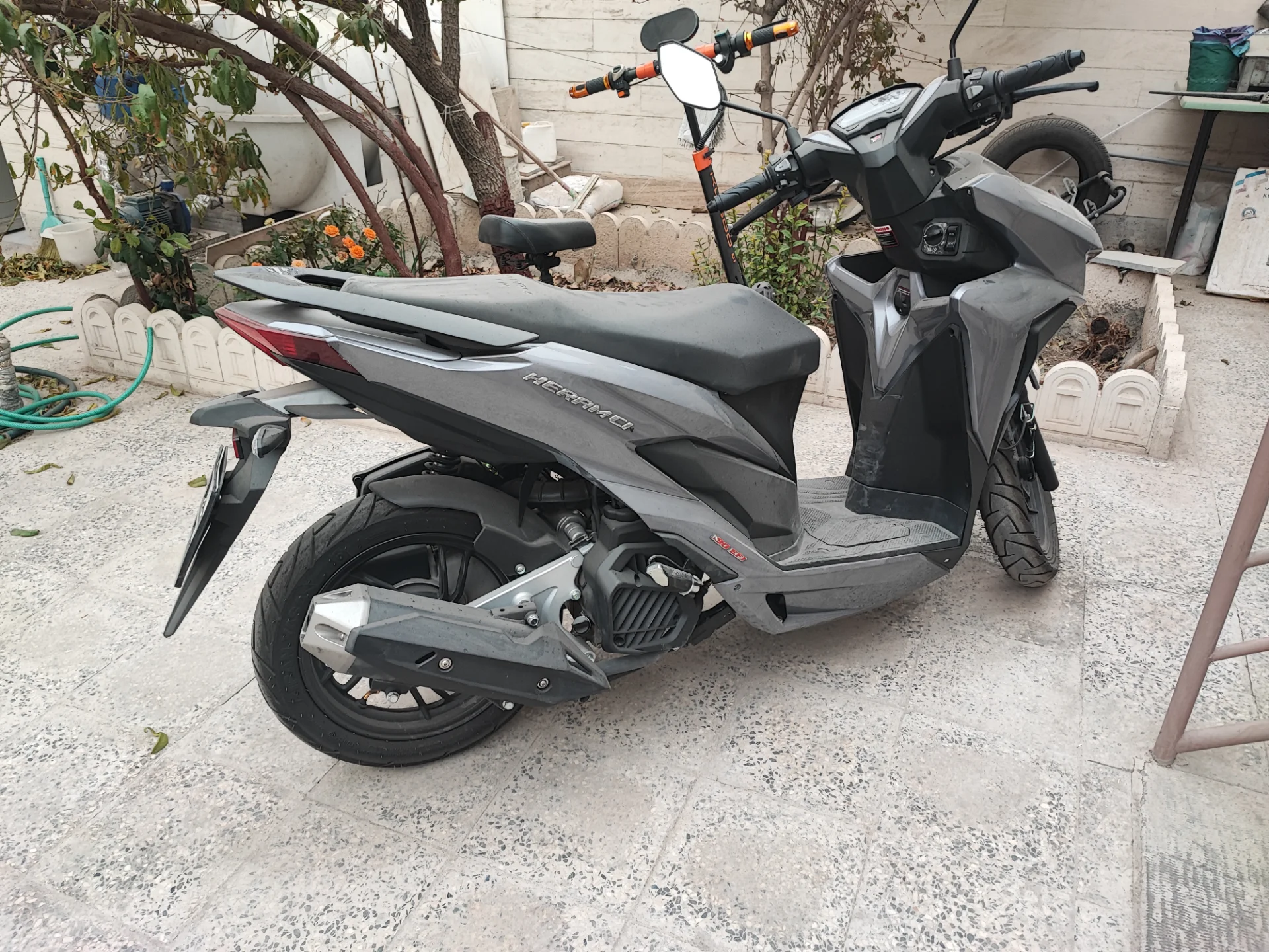 سهند سیکلت‏، هرم CK 180‏