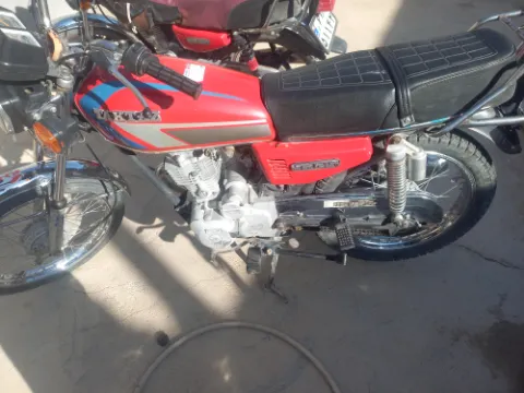 تک تاز موتور‏، TK 125‏