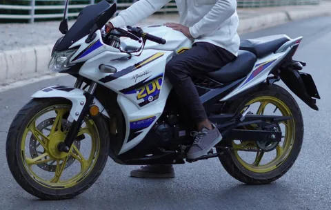 مگلی‏، 250R تیپ 1‏