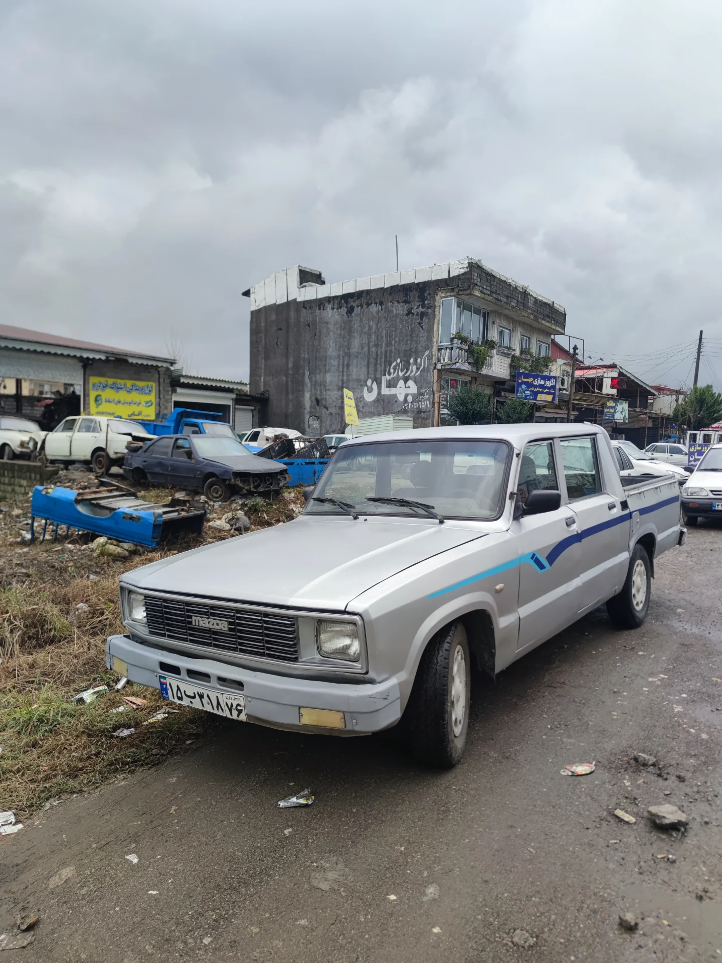 مزدا‏، وانت دوکابين‏