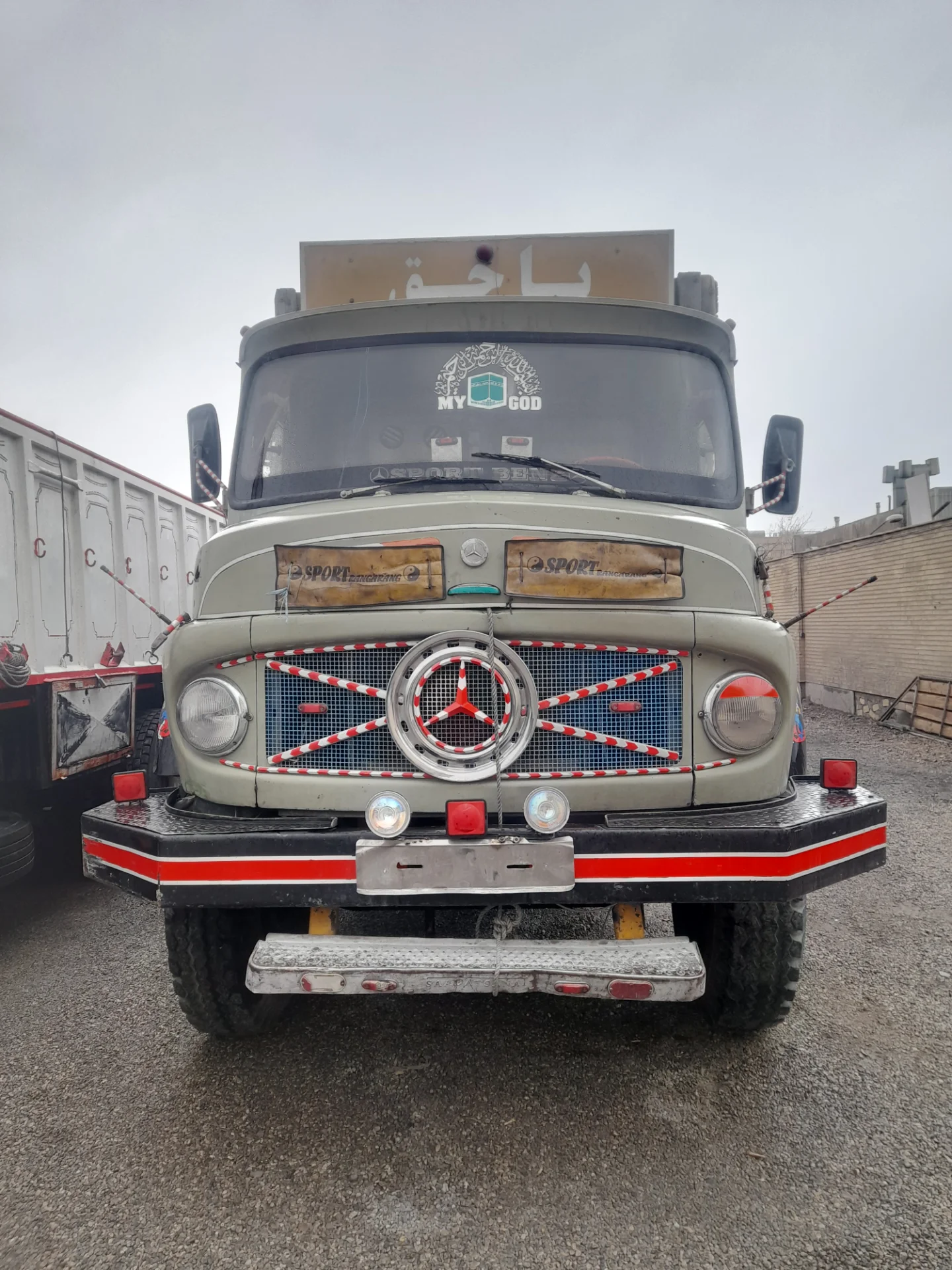 مدل ۴۶ دو رکن همه چی بزرگ زیر کار