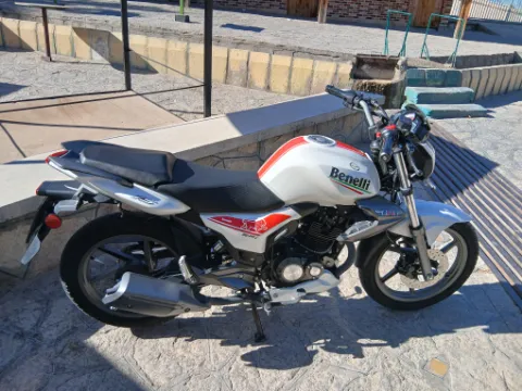 بنلی‏، TNT 150‏