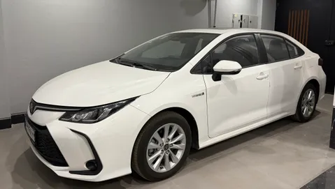 تویوتا‏، لوین هیبرید‏، 1.8 لیتر ساده‏