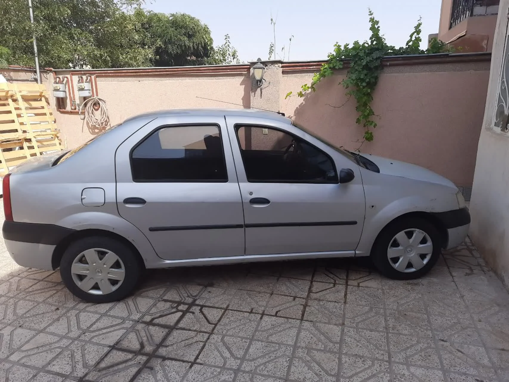 رنو‏، تندر 90‏، E0‏