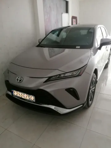 تویوتا، ونزا، 2.0 لیتر لاکچری