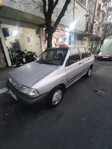 پراید‏، صندوق دار‏