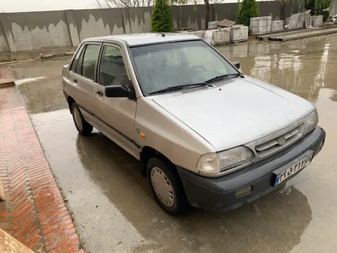 پراید‏، صندوق دار‏