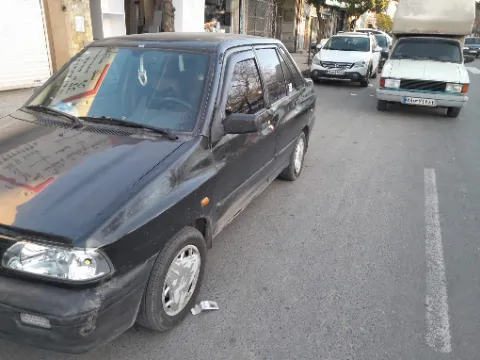 پراید‏، صندوق دار‏