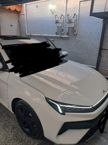 کی ام سی‏، J7‏