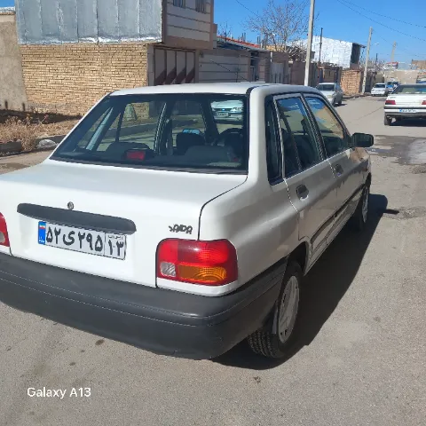 پراید‏، صندوق دار‏