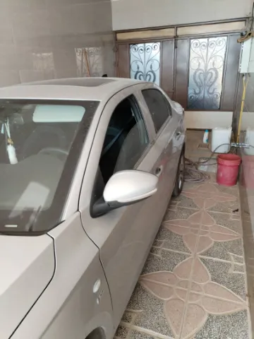 تارا‏، اتوماتیک V4‏، LX‏