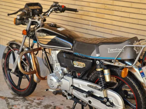 هوندا‏، CD 200‏