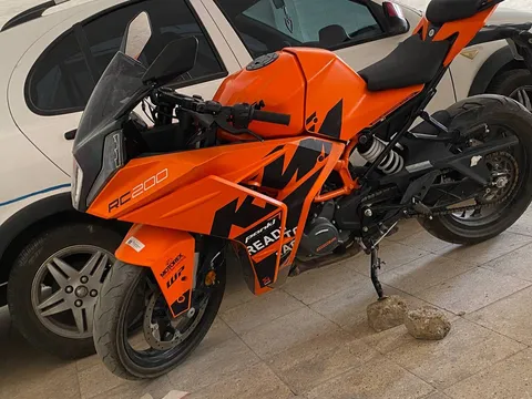 کی تی ام‏، RC200‏