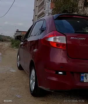 ام وی ام‏، 315هاچ بک‏، اسپرت لاکچری‏ - تصویر 3
