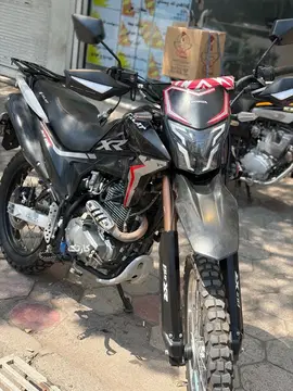 جهان همتا‏، فلات تریل 250‏ - تصویر 2