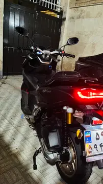 کویر موتور‏، AGV 150X‏ - تصویر 2