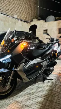 کویر موتور‏، AGV 150X‏ - تصویر 1