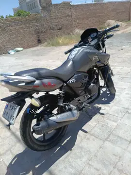 تی وی اس‏، آپاچی 180‏ - تصویر 2