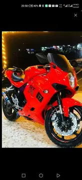 هیوسانگ‏، جی تی 250R‏