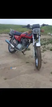 هوندا‏، CD 200‏